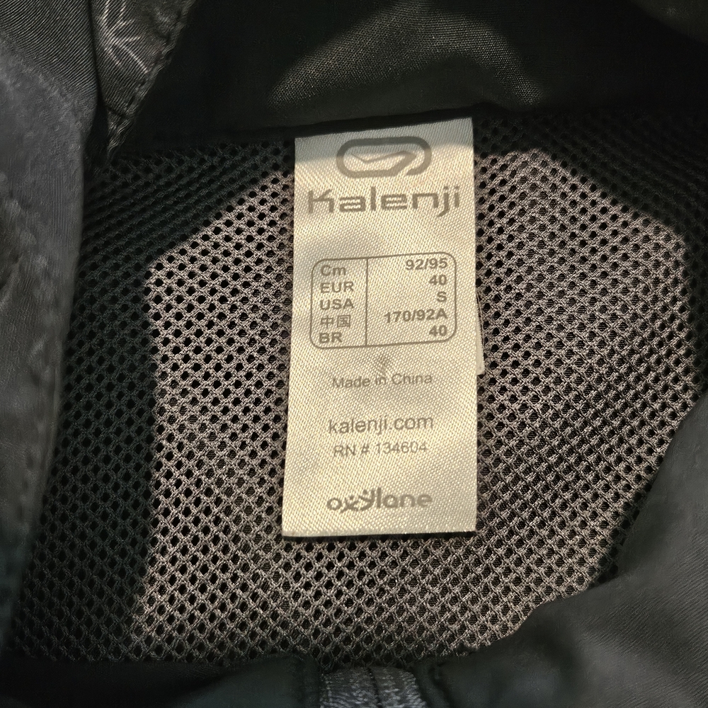 Kalenji Size S Lightweight Windbreaker Jacket Navy Blue Sportswear Hiking - Picture 5 of 10